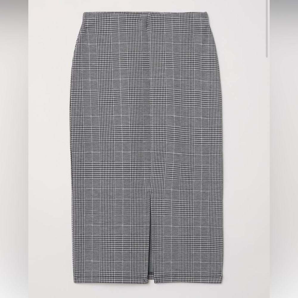 H&M pencil skirt high waist slim fit houndstooth stretch small with front slit.